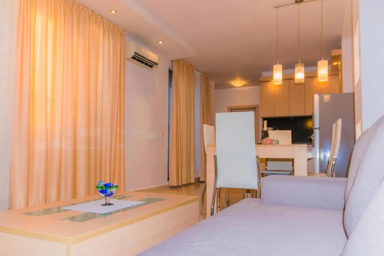 Appartement Green Life Beach Resort- Апартамент Фемили Sozopol
