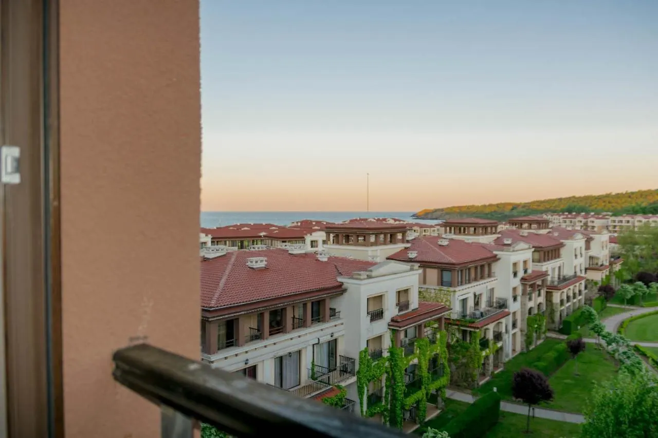 Green Life Beach Resort- Апартамент Фемили Sozopol 0*,