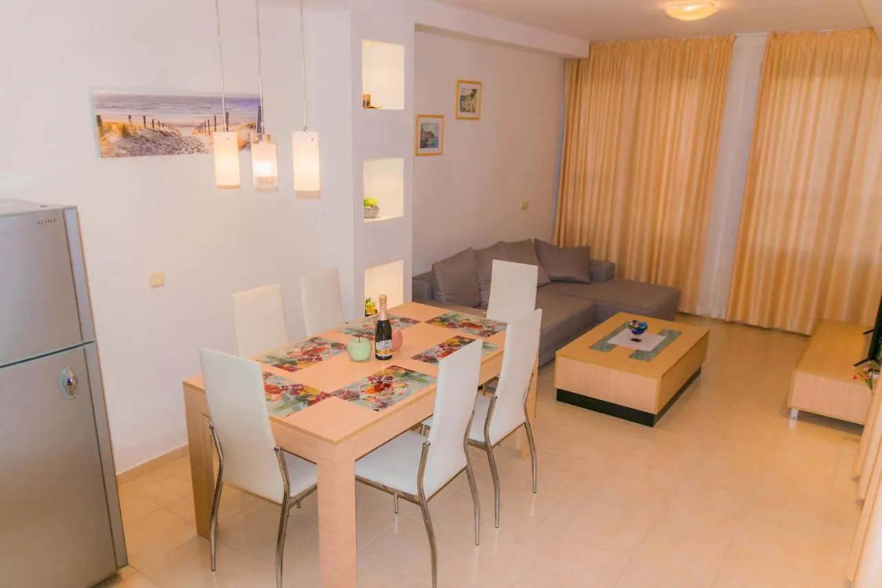 Green Life Beach Resort- Апартамент Фемили Sozopol Appartement
